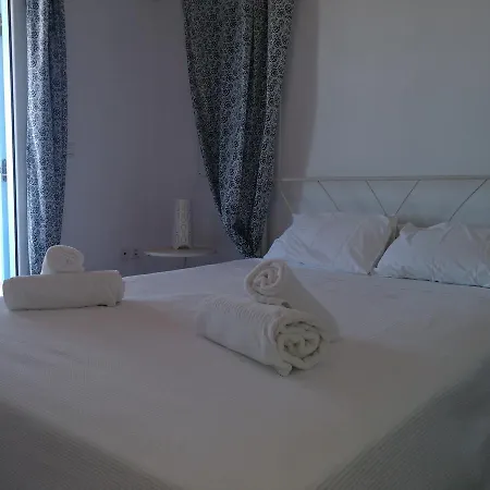 Dom wakacyjny Maisonette Sea View *